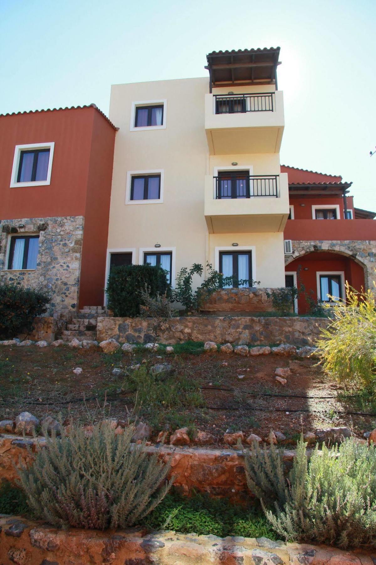 Amazones Driades Apartments Piskopianón Eksteriør billede